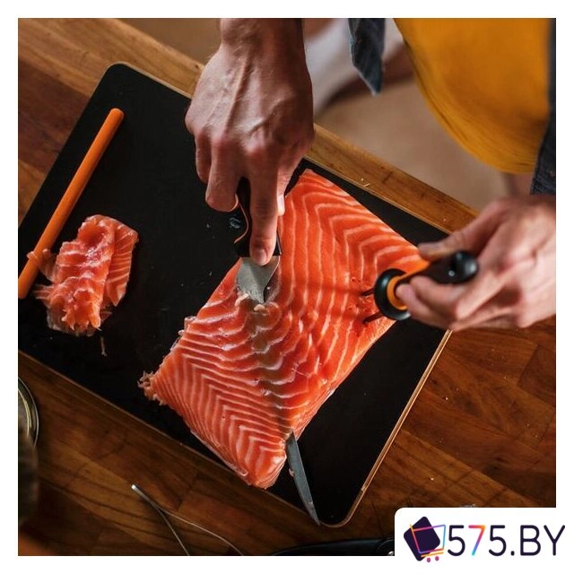 Кухонный нож Fiskars Functional Form 1057540 в магазине 575.by