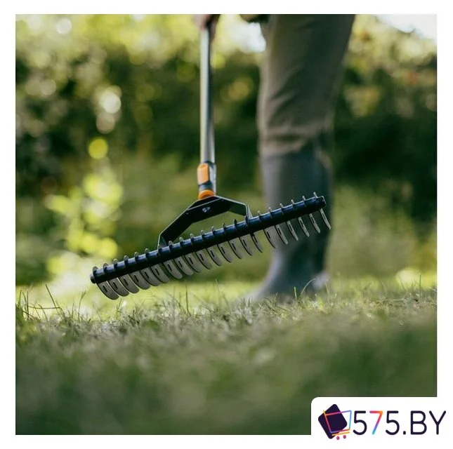 Грабли зубчатые Fiskars 1080679 в магазине 575.by