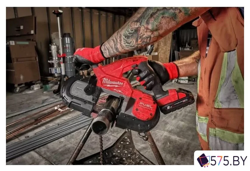 Ленточная пила Milwaukee Fuel M18 FBS85-202C 4933471497 (с 2-мя АКБ, кейс) в магазине 575.by