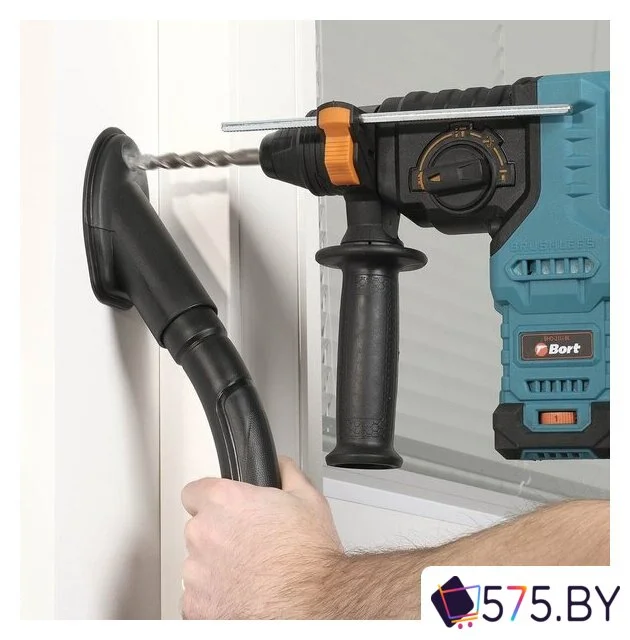 Пылесос Bort BAX-700 в магазине 575.by